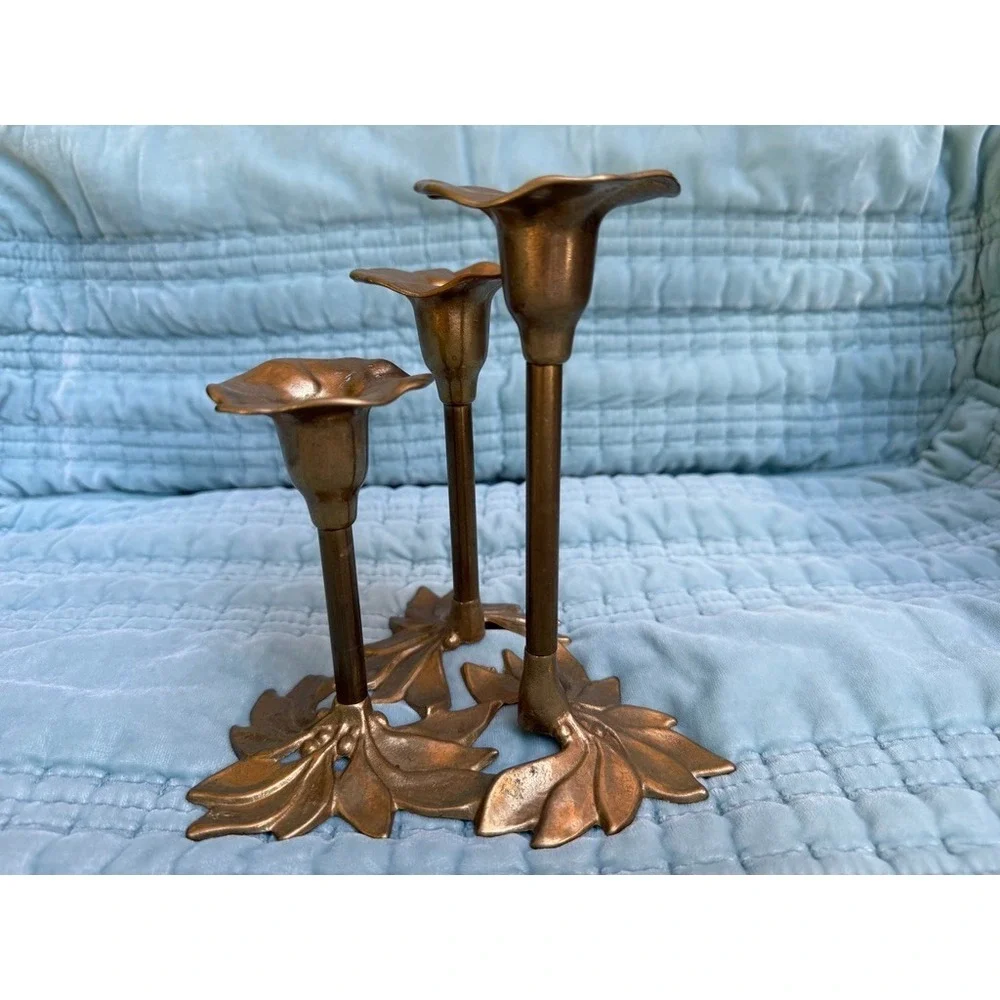 Vintage Italian Brass 3 Arm Candelabra Neoclassical Laurel Leaf Berries Gold